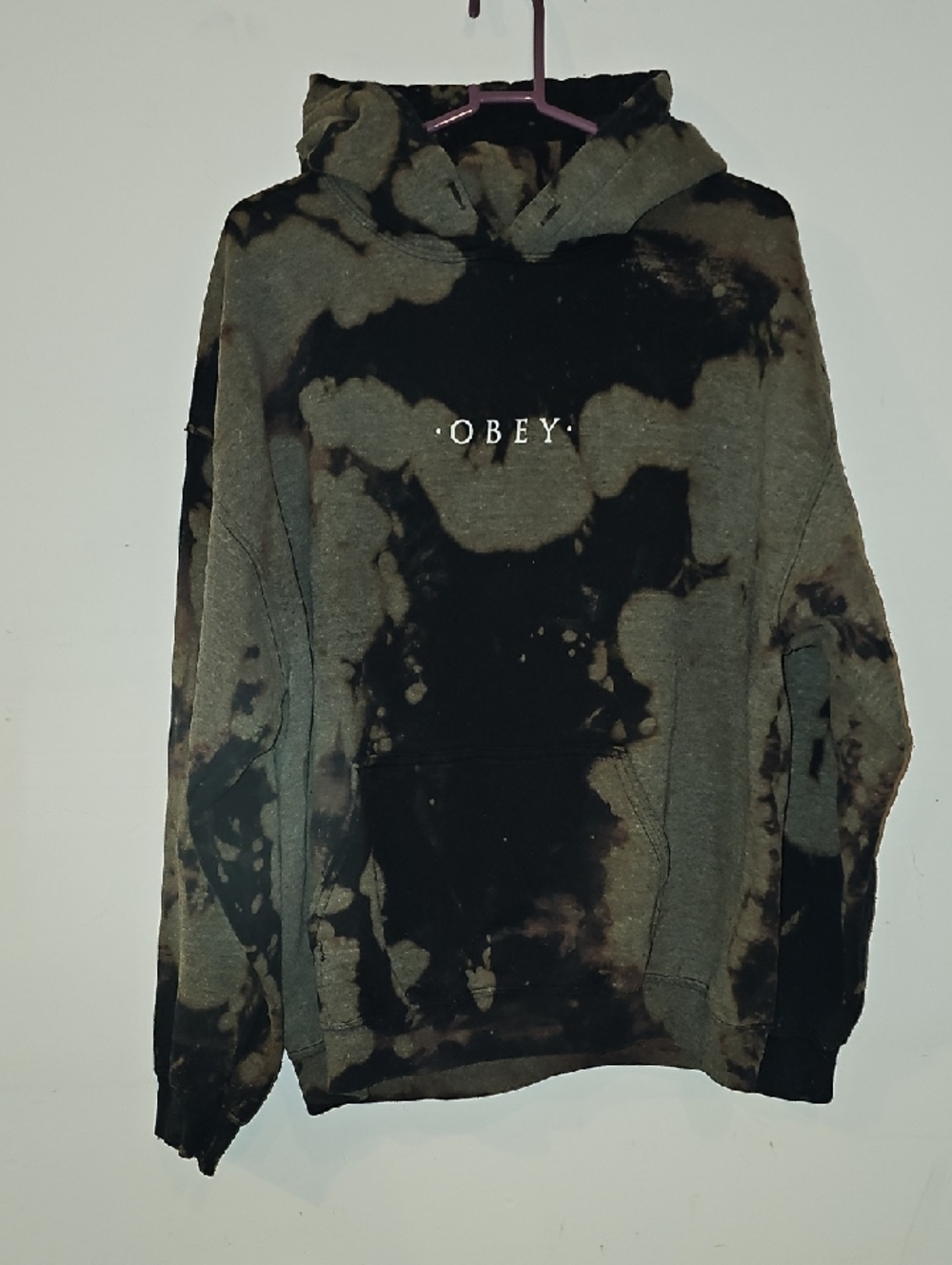 OBEY Womens Sz Large Bleach Dye Hoodie. BUCKLE!! Super Nice!!